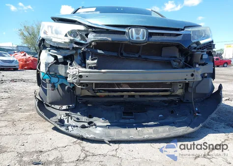 2016 Honda Cr-V Touring z USA, uszkodzony, nr VIN 5J6RM3H9XGL016595